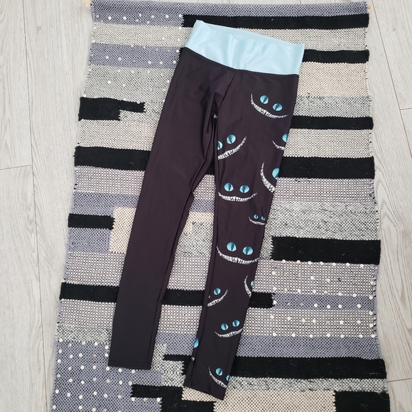 Disney’s Alice in Wonderland Cheshire Cat Legging size S - Picture 2 of 5